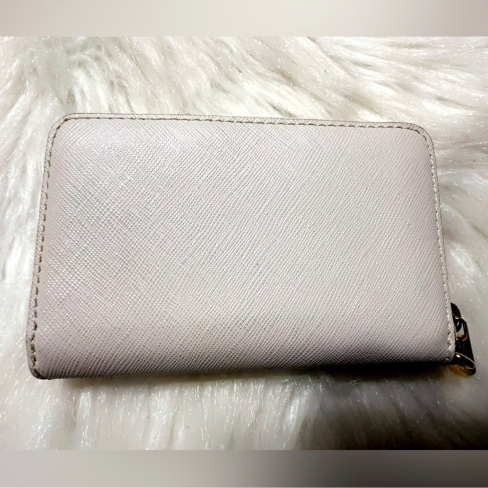 EUC Michael Kors Wallet/Wristlet 5.5” x 3.5” Super Cute - Picture 6 of 7